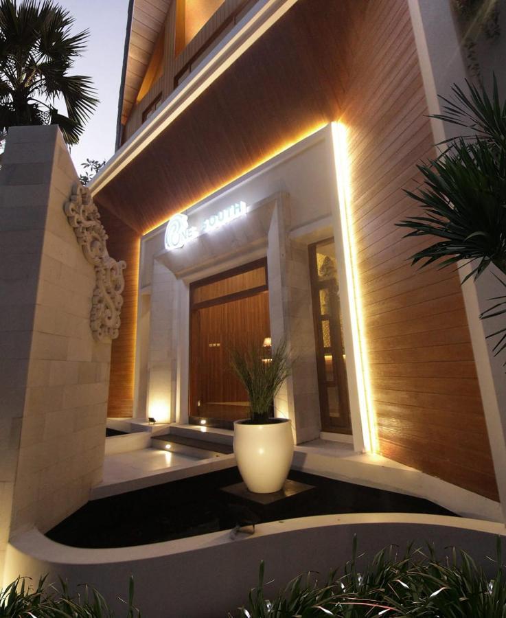 One South Hotel Banyuwangi  Exterior photo